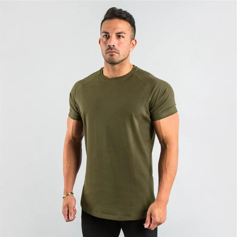 T-shirt de sport à manches raglan et col rond pour homme