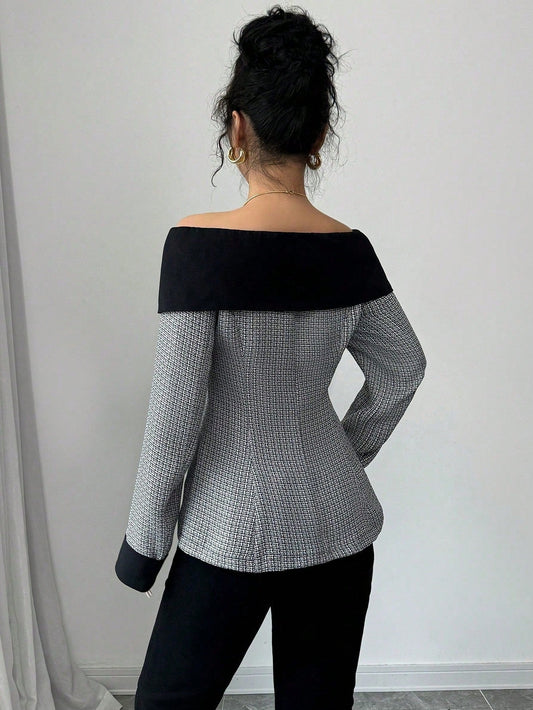 Veste Minimaliste À Épaules Dénudées Et Col V