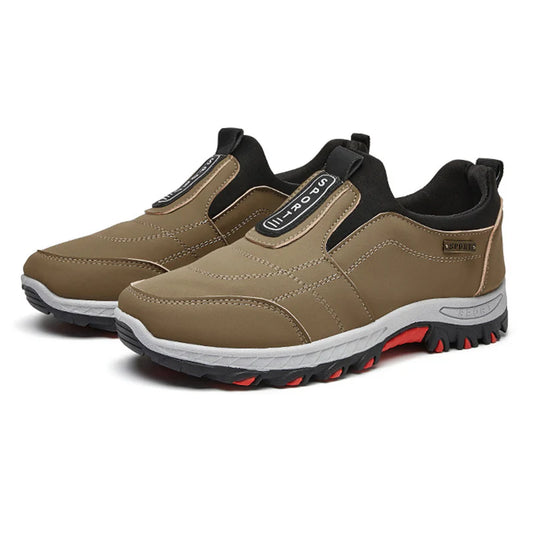Chaussures de randonnée résistantes à l’eau à enfiler pour hommes