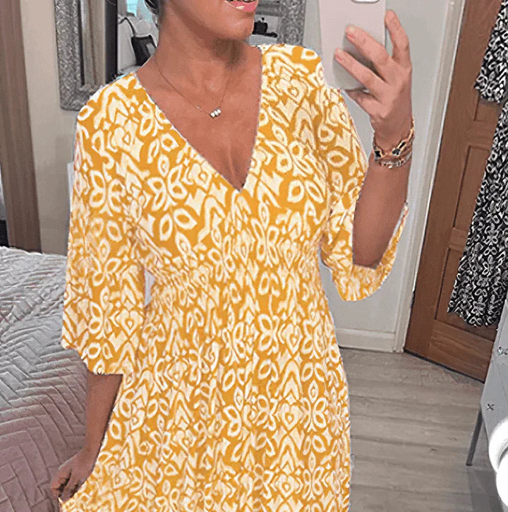 Robe fleurie à col en V