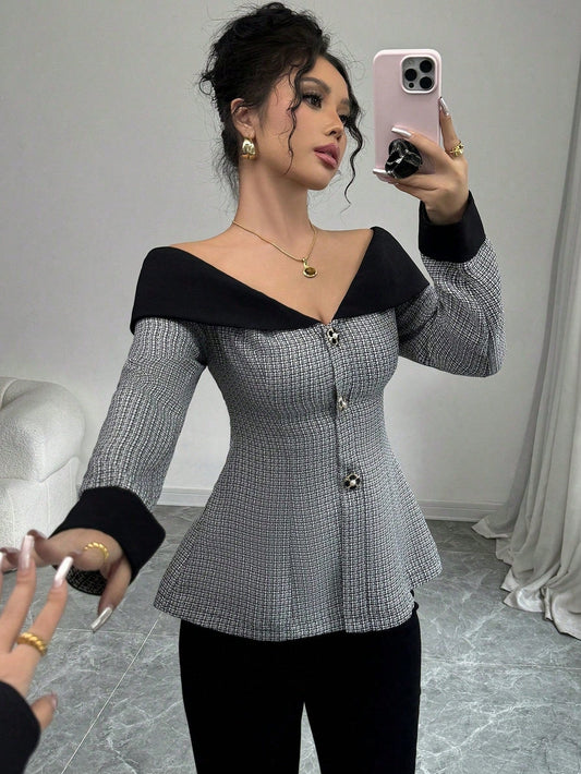 Veste Minimaliste À Épaules Dénudées Et Col V