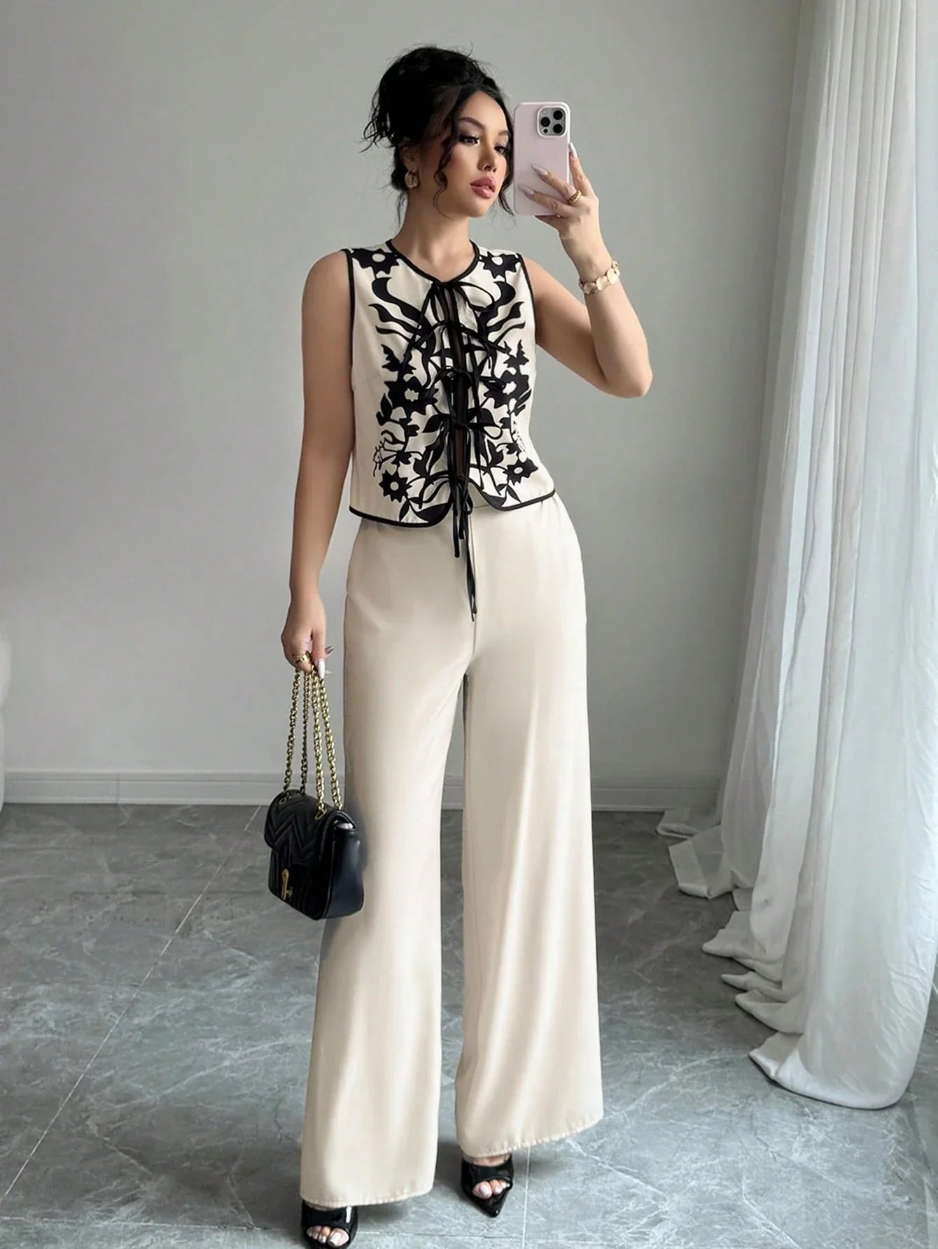 Ensemble Blouse Imprimée À Nouer Devant Et Pantalon