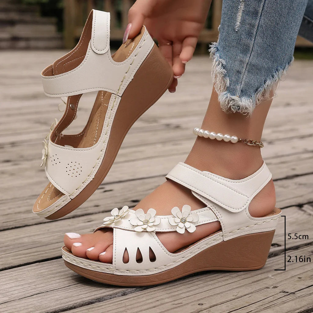 Sandales de marche confortables et offrant un bon maintien pour femmes