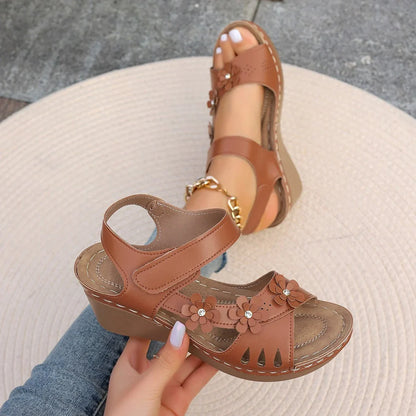 Sandales de marche confortables et offrant un bon maintien pour femmes
