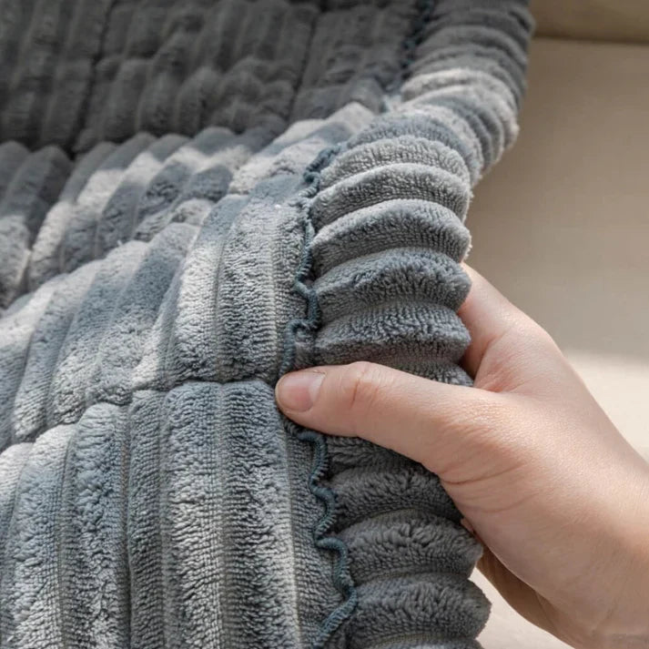 Housse de protection matelassée antidérapante en peluche pour canapé pour animaux de compagnie