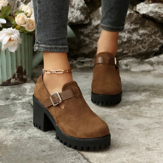 Chaussures confortables à talons épais et soutien pour femmes