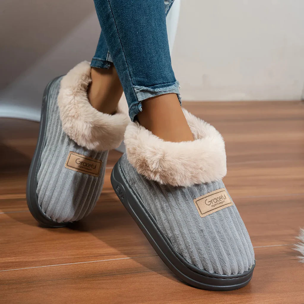 Pantoufles d'intérieur chaudes et moelleuses d'hiver, antidérapantes