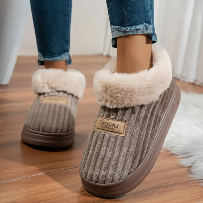Pantoufles d'intérieur chaudes et moelleuses d'hiver, antidérapantes