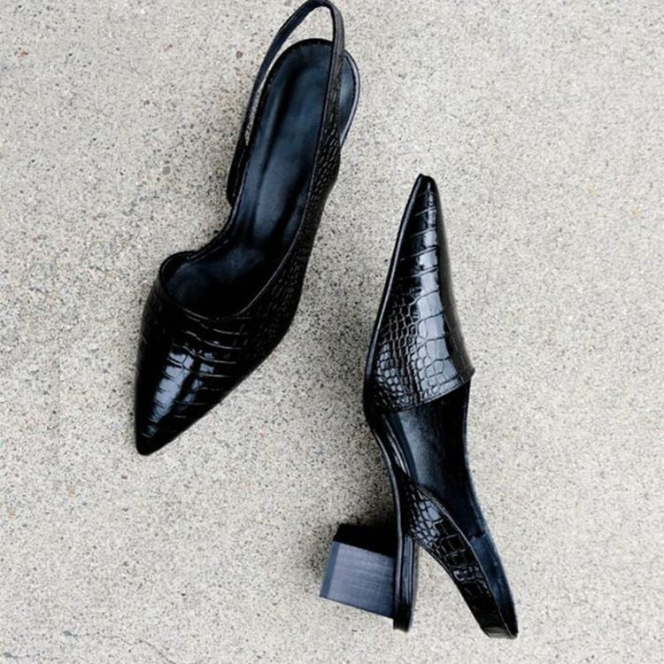 Escarpins confortables à coupe large pour femmes