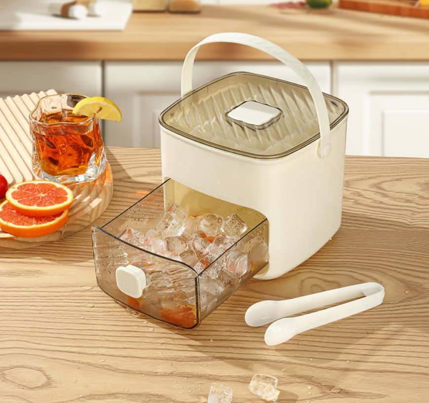Ensemble de bacs à glaçons empilables avec bac de rangement et pelle