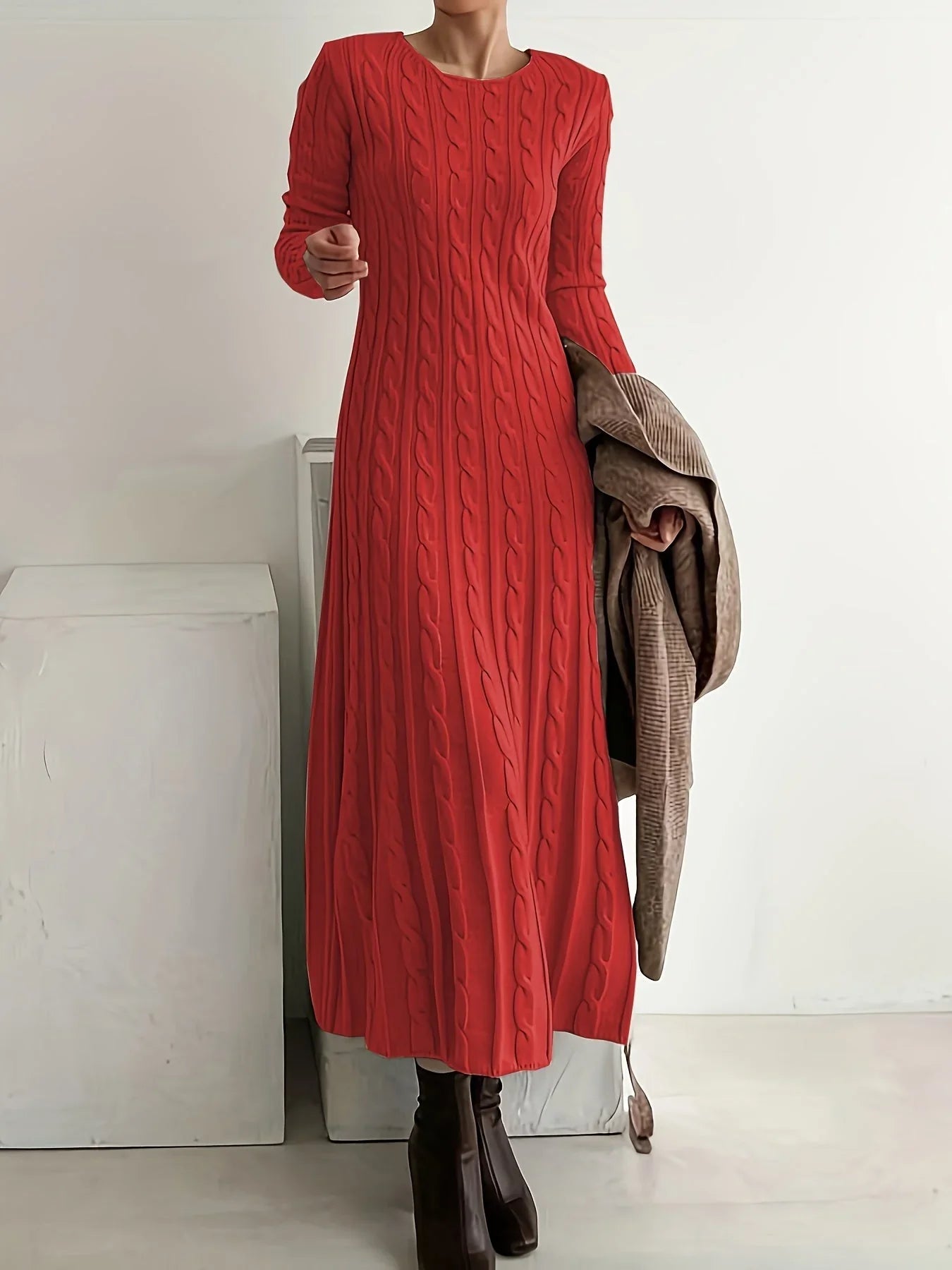 Robe longue élégante en maille torsadée pour femme