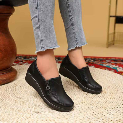 Mocassins confortables à fermeture éclair latérale brodée pour femmes