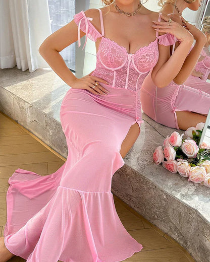 Nuisette longue en dentelle transparente à épaules dénudées pour femme