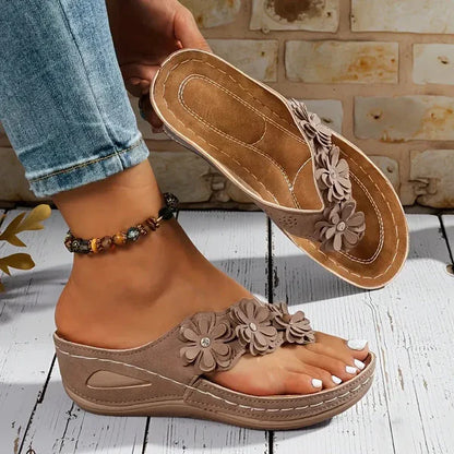 Sandales Tongs Compensées Fleuries pour Femme