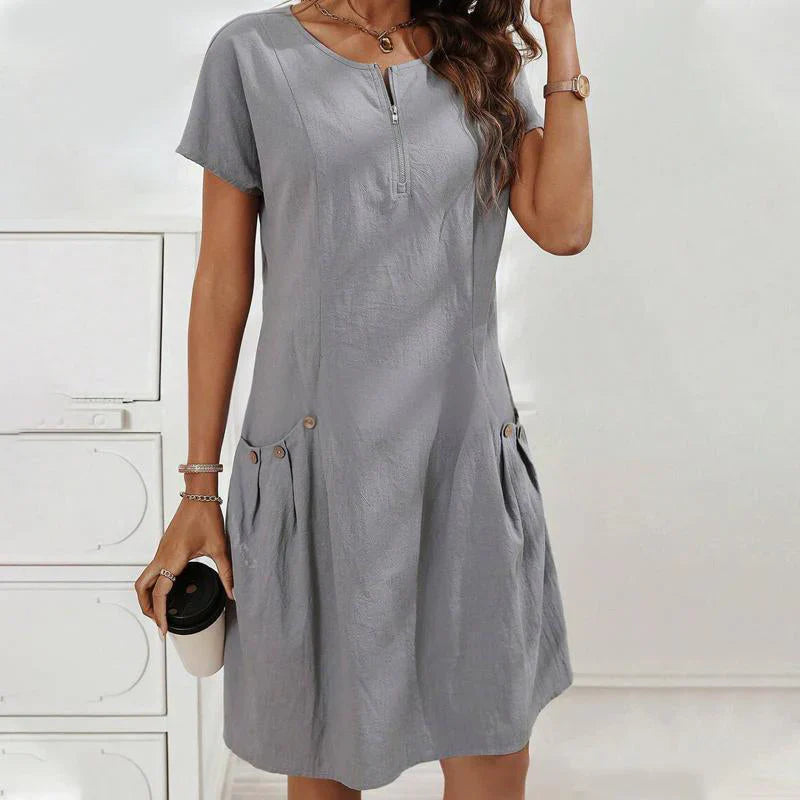 Robe femme à demi-zip, coupe décontractée et poches boutonnées