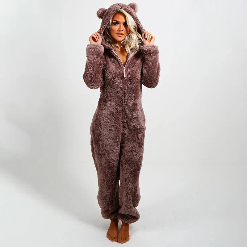 Combinaison pyjama à capuche en peluche