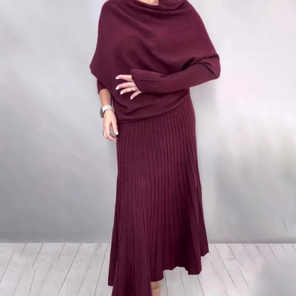 Ensemble composé d'un haut en tricot à col roulé et d'une jupe longue plissée évasée pour femme