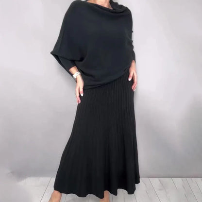 Ensemble composé d'un haut en tricot à col roulé et d'une jupe longue plissée évasée pour femme