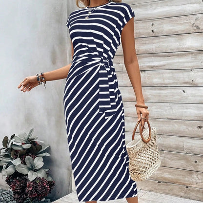 Robe longue Seralina à taille nouée et blocs de couleurs pour femme