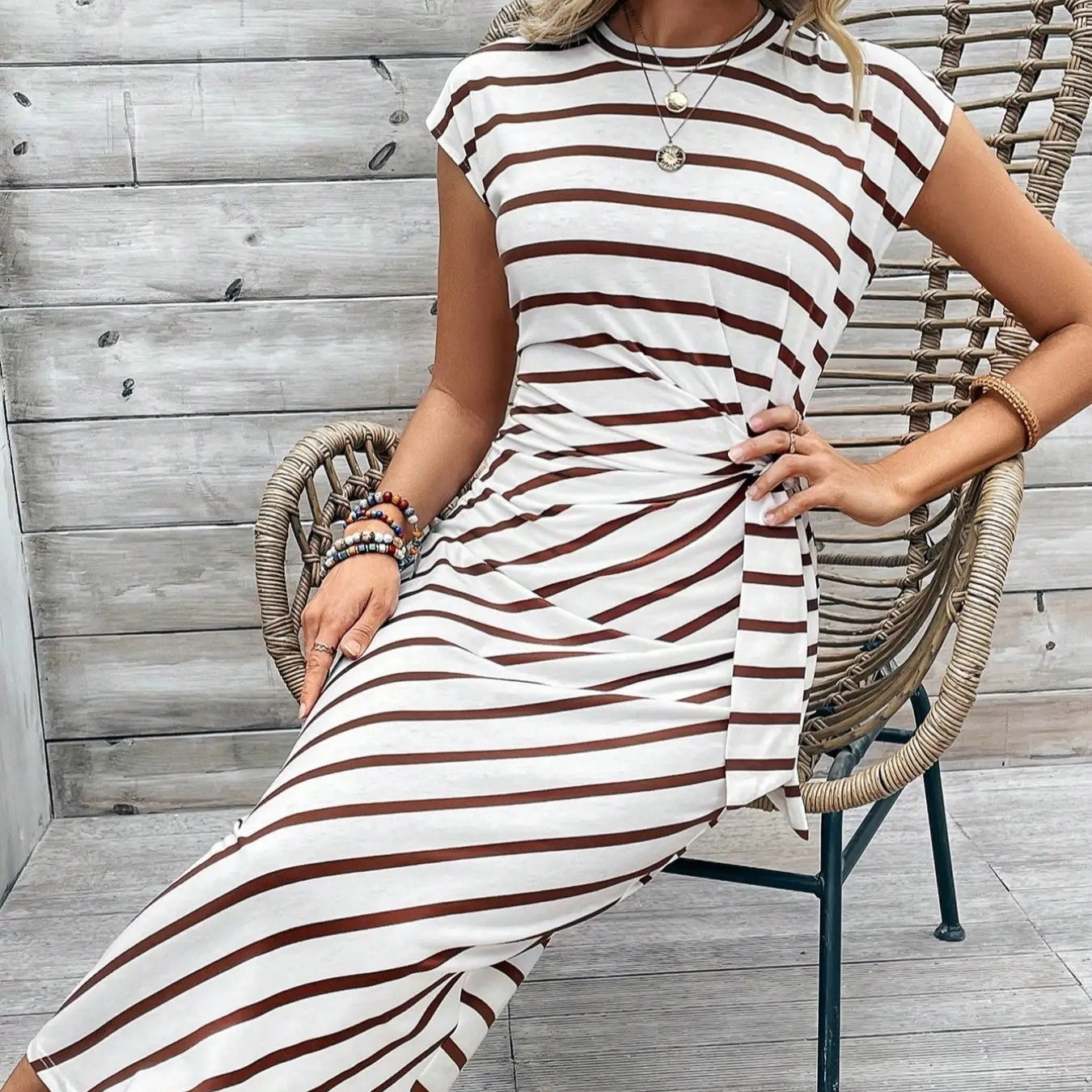 Robe longue Seralina à taille nouée et blocs de couleurs pour femme
