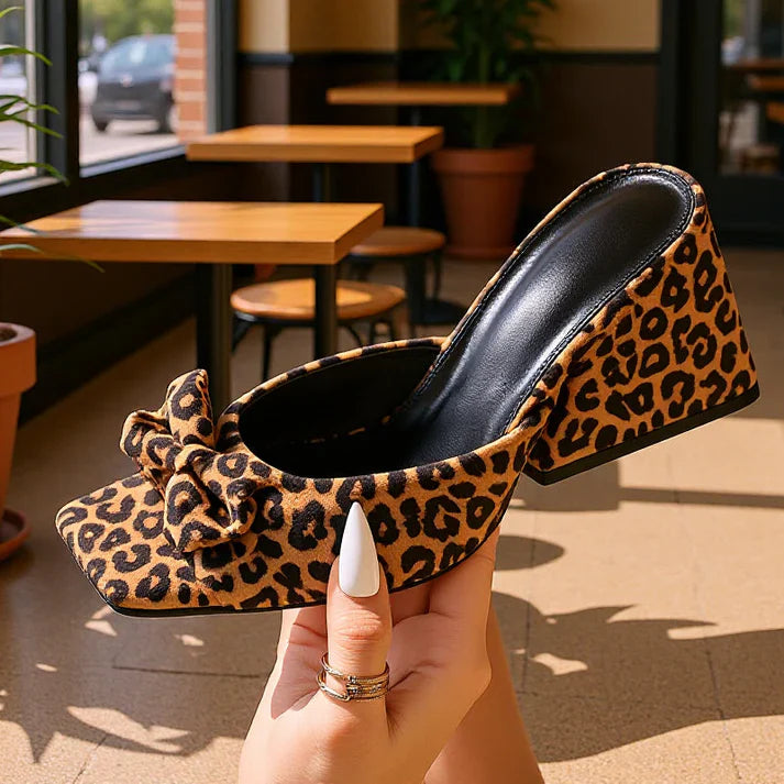 Sandales à talons carrés et nœud léopard pour femmes